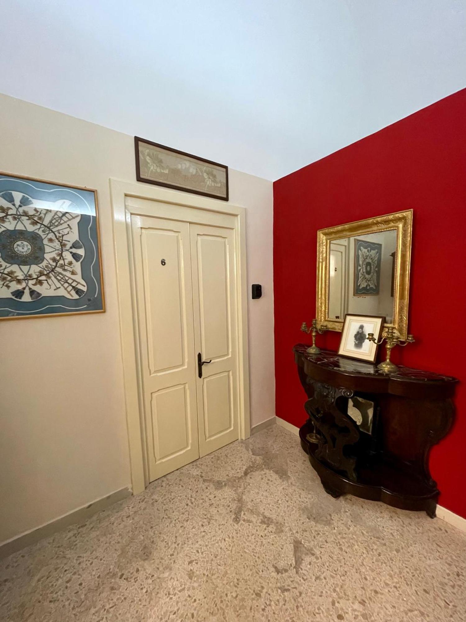 Palazzo dei Conti di Lecce eleganti suite Esterno foto